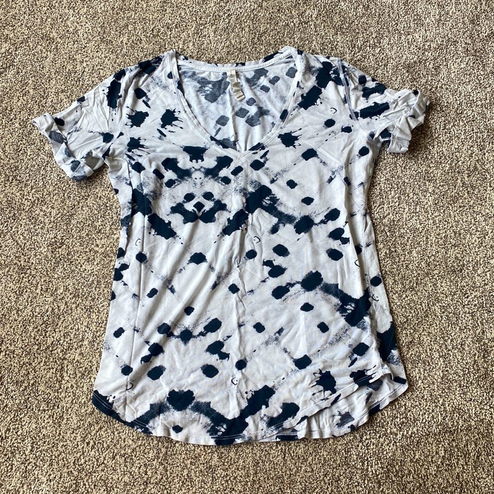 Lululemon Workout Shirt